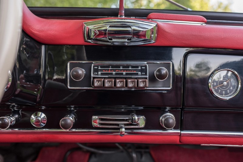 1963 Mercedes 190SL